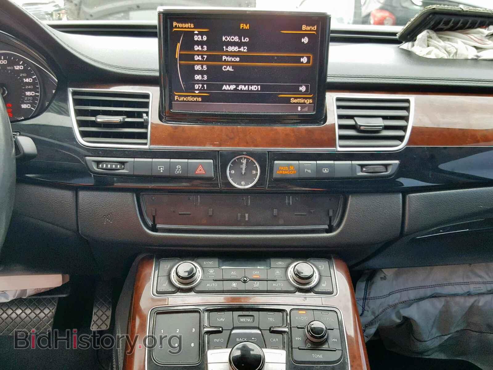 2011 AUDI A8 - VIN: WAURVAFD5BN005030 - Фото 9