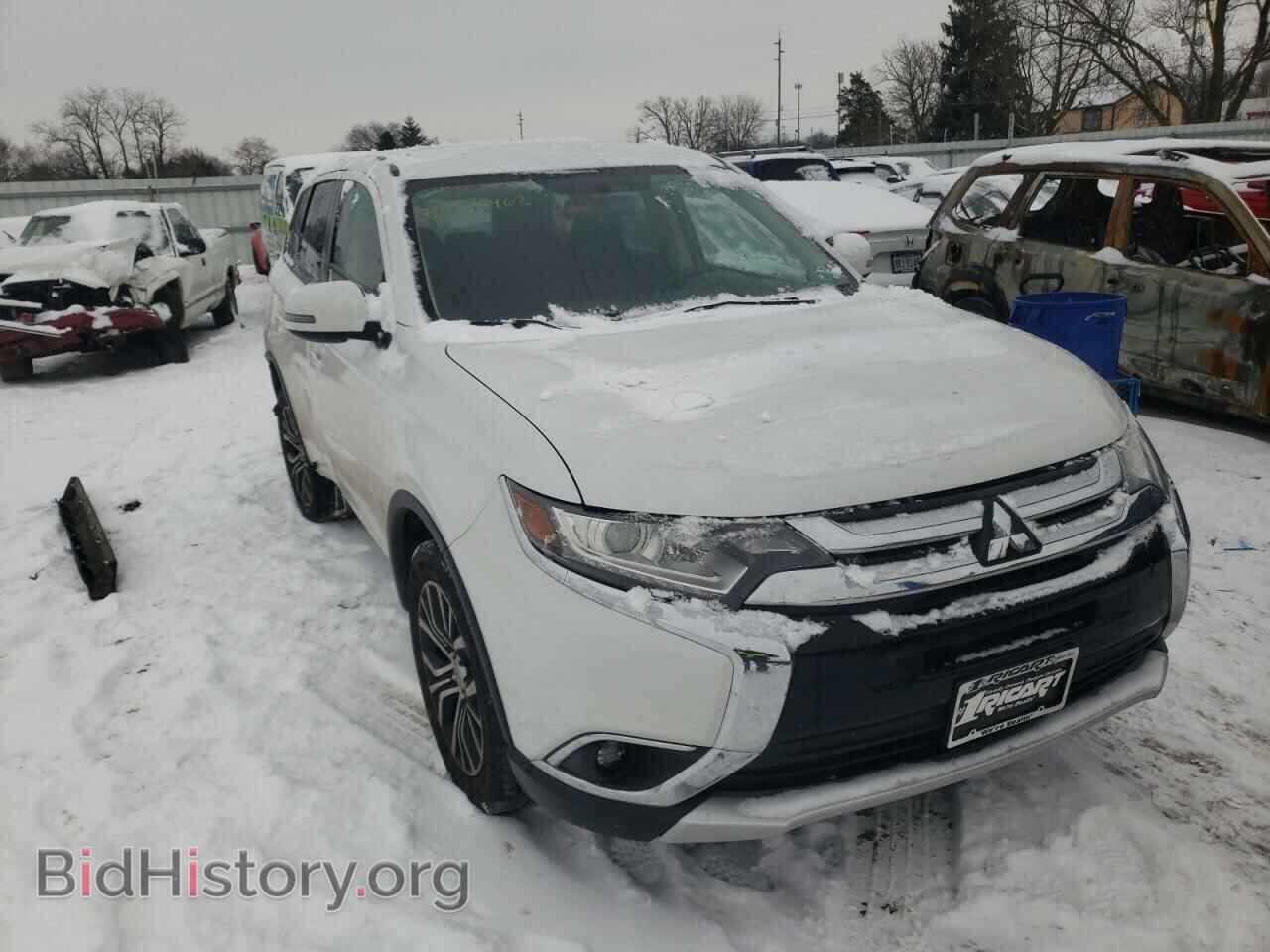 Фотография JA4AD3A30GZ036466 - MITSUBISHI OUTLANDER 2016