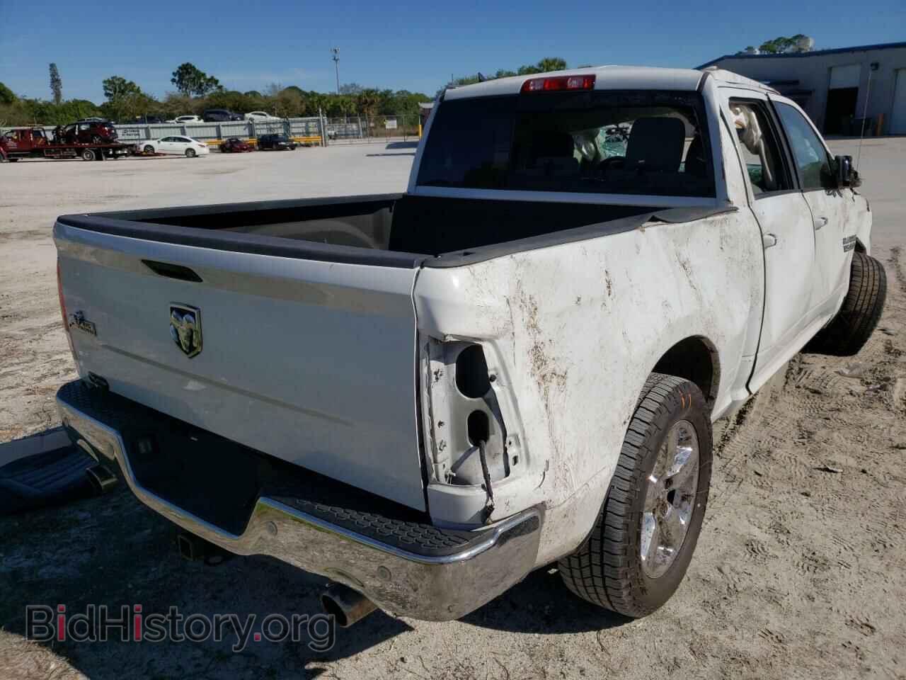 2017 RAM 1500 - VIN: 1C6RR6LT4HS696116 - Photo 4