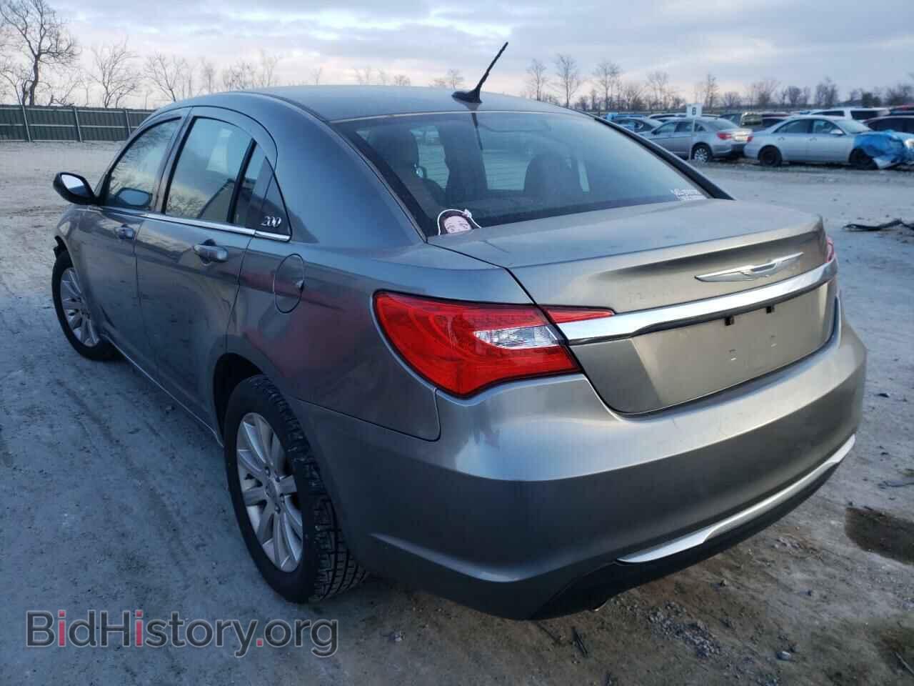 2012 CHRYSLER 200 - VIN: 1C3CCBBG2CN297083 - Фото 3
