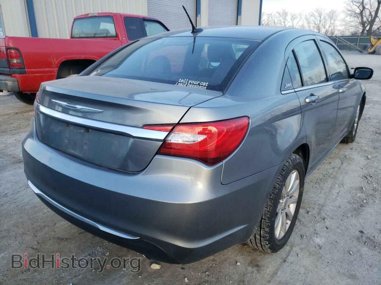 2012 CHRYSLER 200 - VIN: 1C3CCBBG2CN297083 - Фото 4