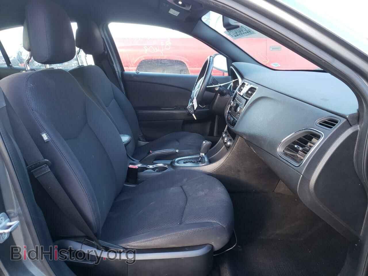 2012 CHRYSLER 200 - VIN: 1C3CCBBG2CN297083 - Фото 5