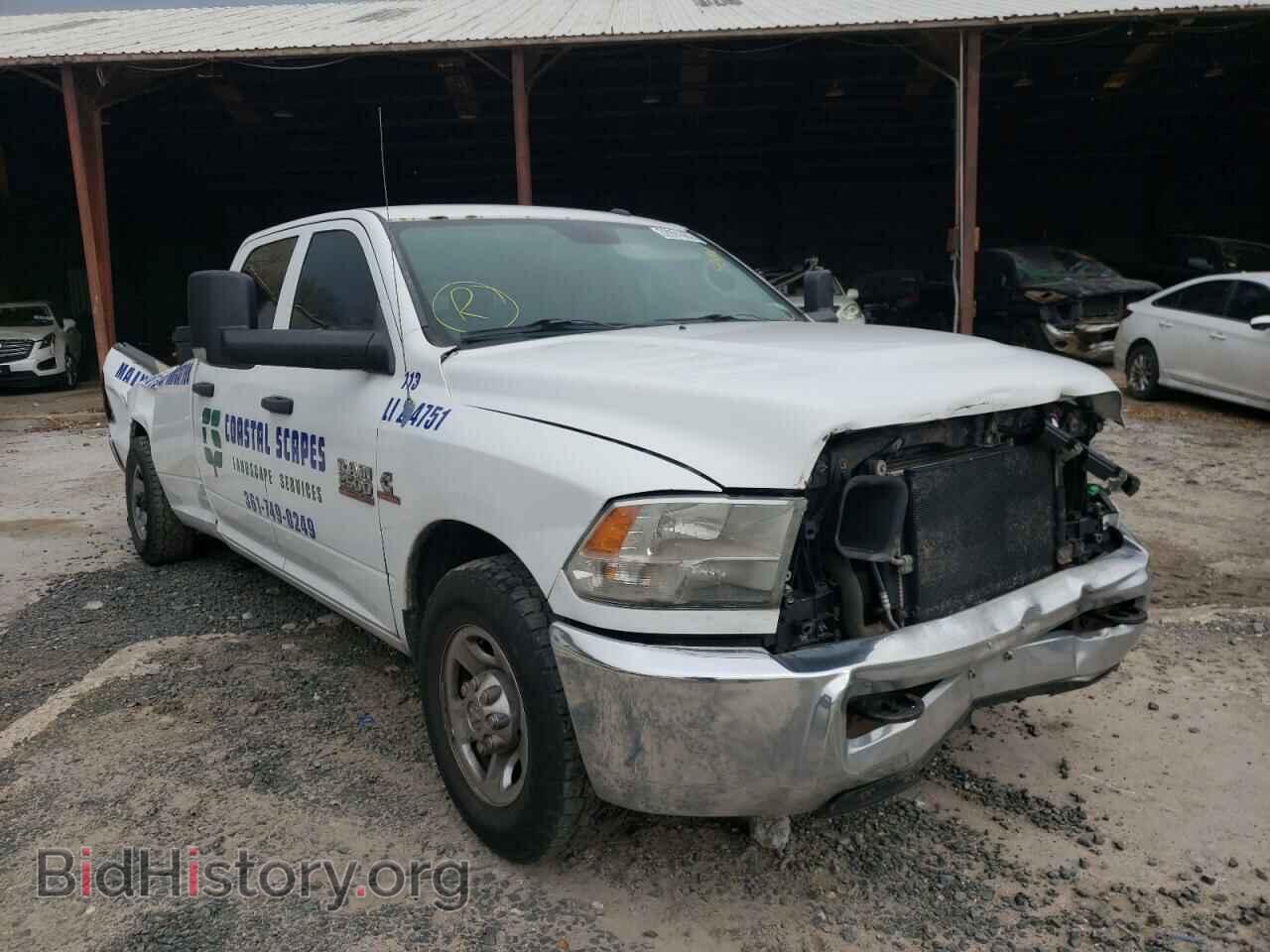 Photo 3C6UR4HL3DG573142 - RAM 2500 2013
