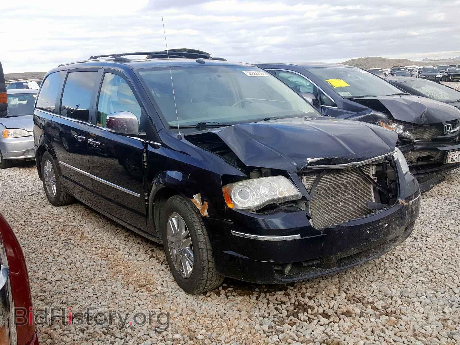Фотография 2A4RR6DX9AR141013 - CHRYSLER TOWN & COU 2010