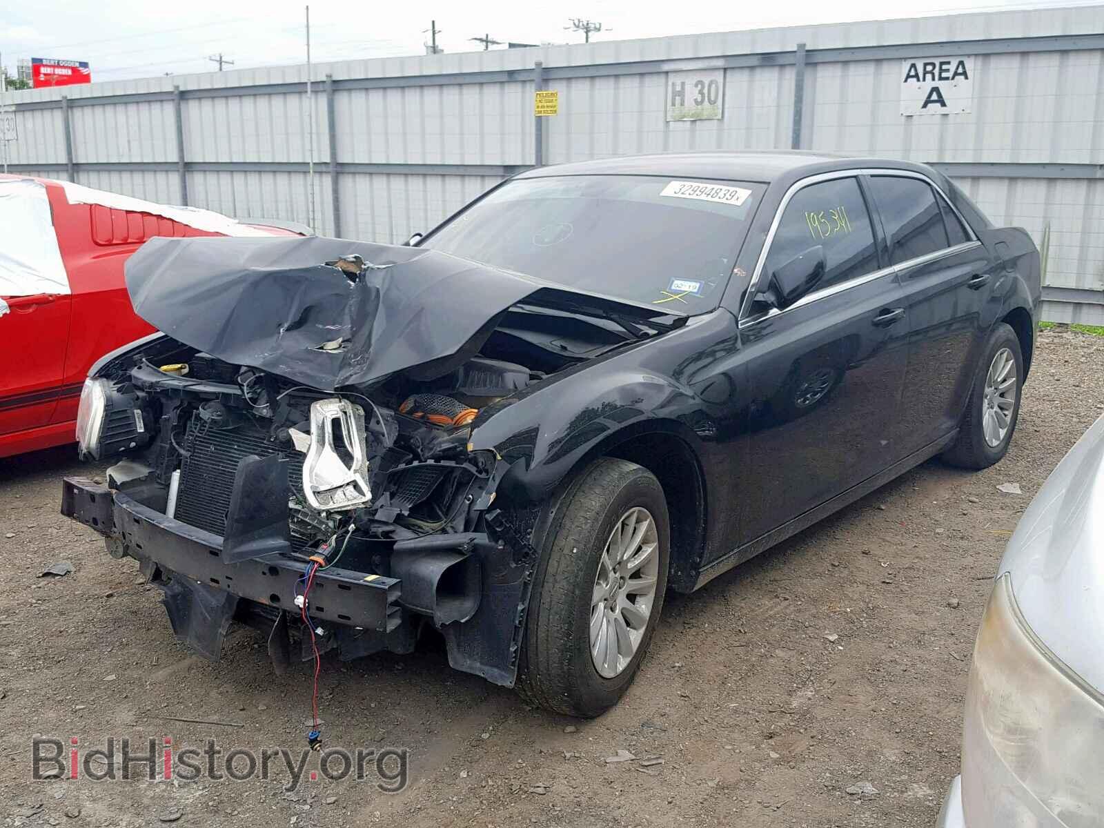 2013 CHRYSLER 300 - VIN: 2C3CCAAG9DH533962 - Фото 2