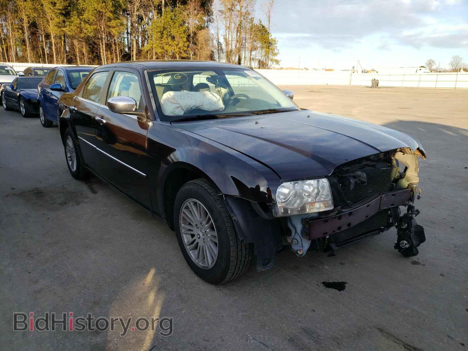 Photo 2C3CA4CD9AH148052 - CHRYSLER 300 2010