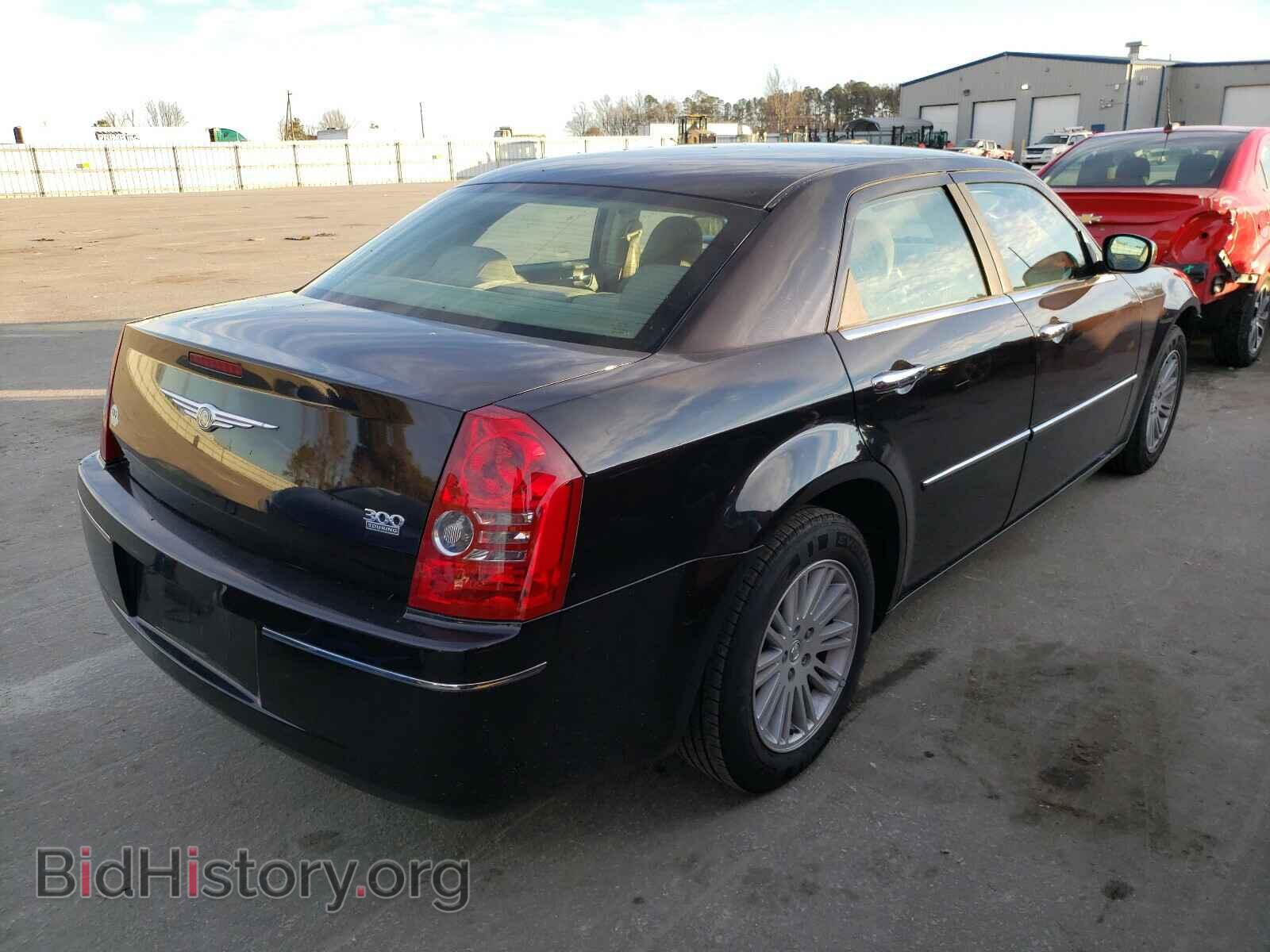 2010 CHRYSLER 300 - VIN: 2C3CA4CD9AH148052 - Фото 4