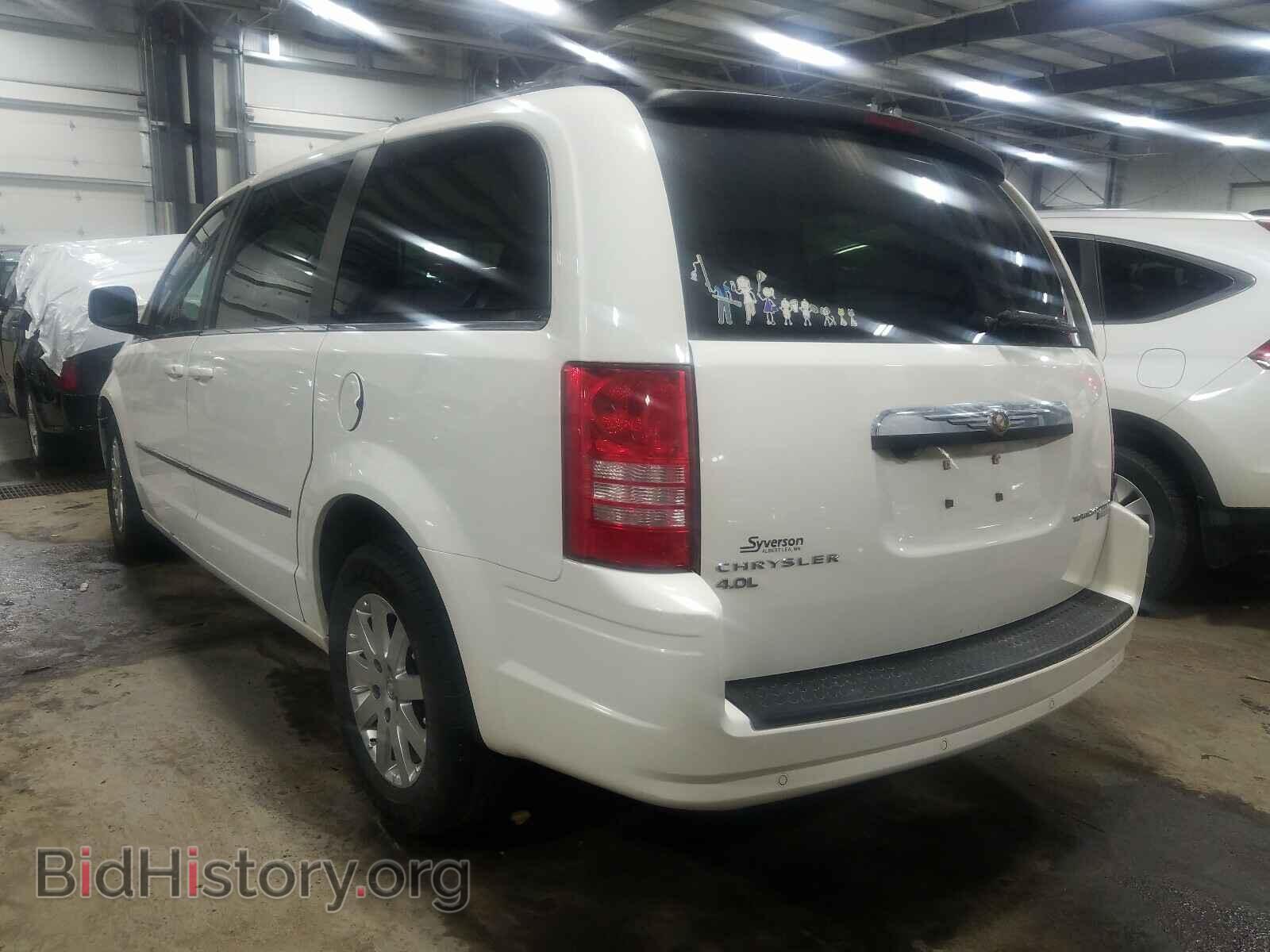 2010 CHRYSLER MINIVAN - VIN: 2A4RR8DX1AR381717 - Фото 3