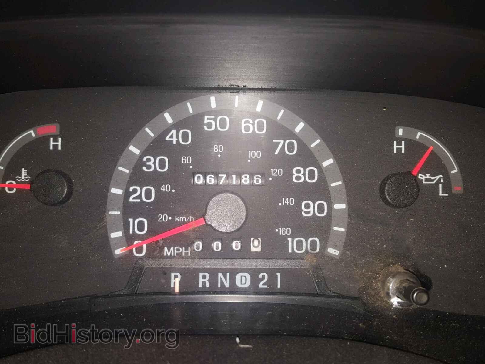 2000 FORD ECONOLINE - VIN: 1FTNE24L3YHA45888 - Photo 8