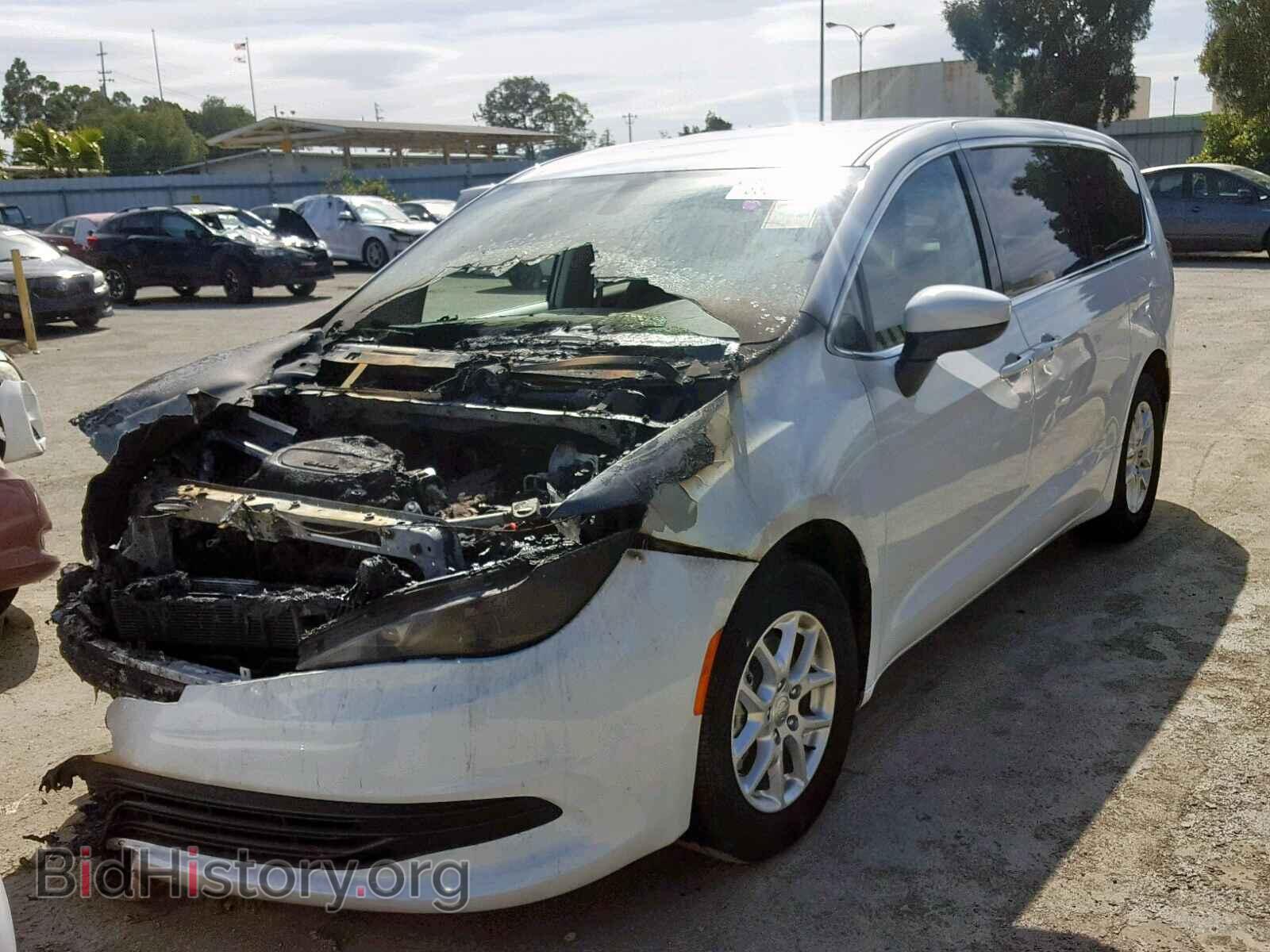 2017 CHRYSLER PACIFICA T - VIN: 2C4RC1DG0HR840485 - Photo 2