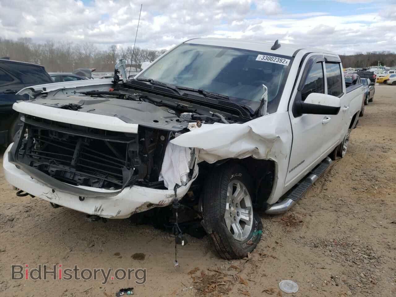 2017 CHEVROLET SILVERADO - VIN: 3GCUKREC3HG517660 - Фото 2