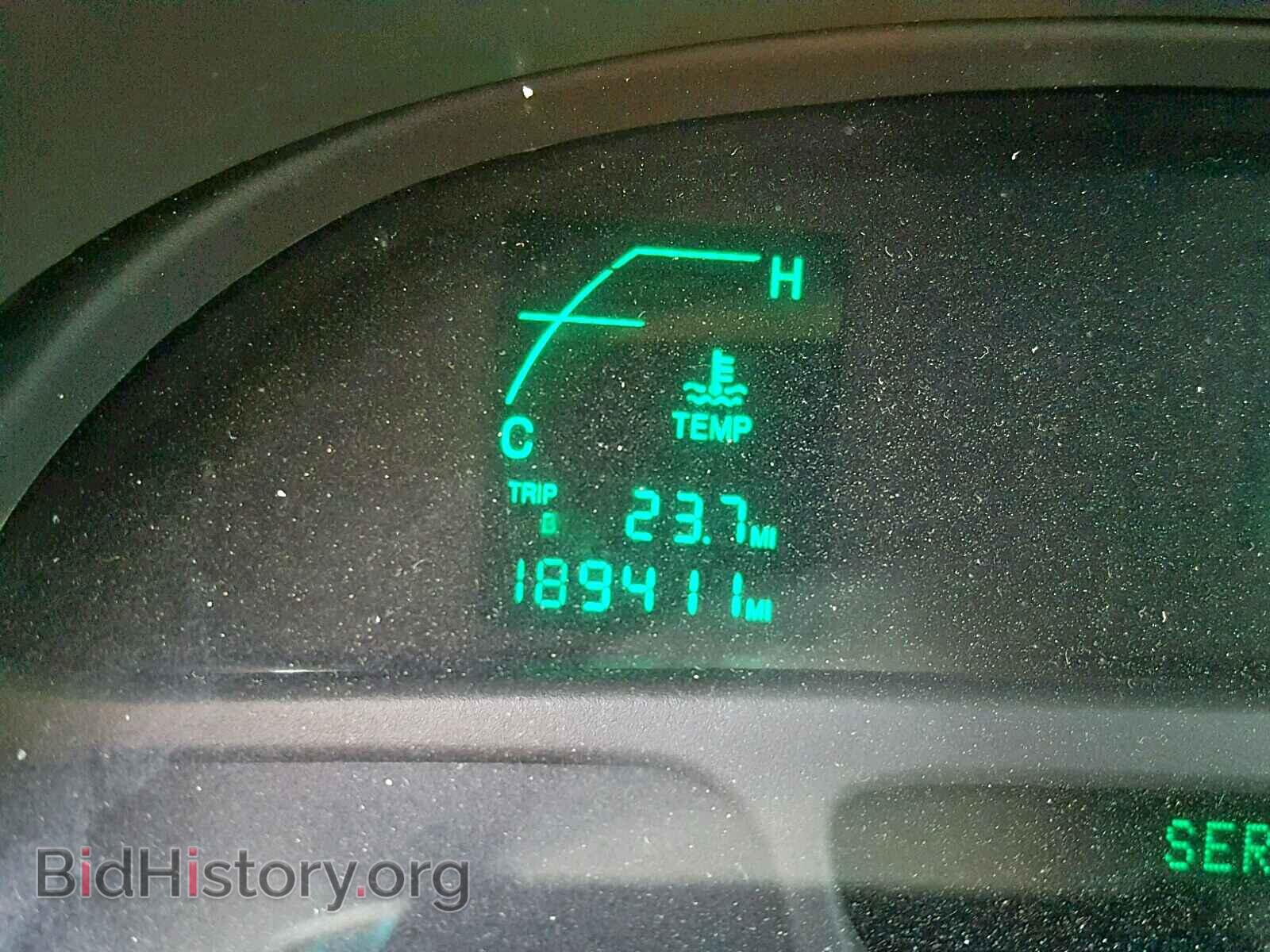 2002 CADILLAC DEVILLE - VIN: 1G6KD54Y32U107746 - Photo 8