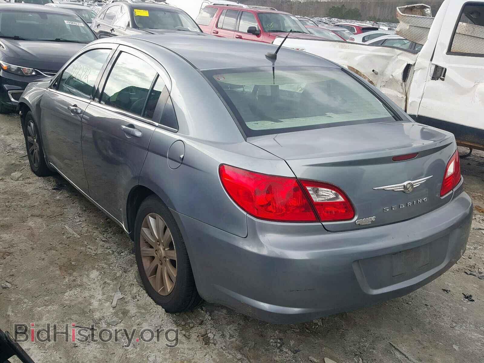 2010 CHRYSLER SEBRING - VIN: 1C3CC5FB7AN219637 - Фото 3