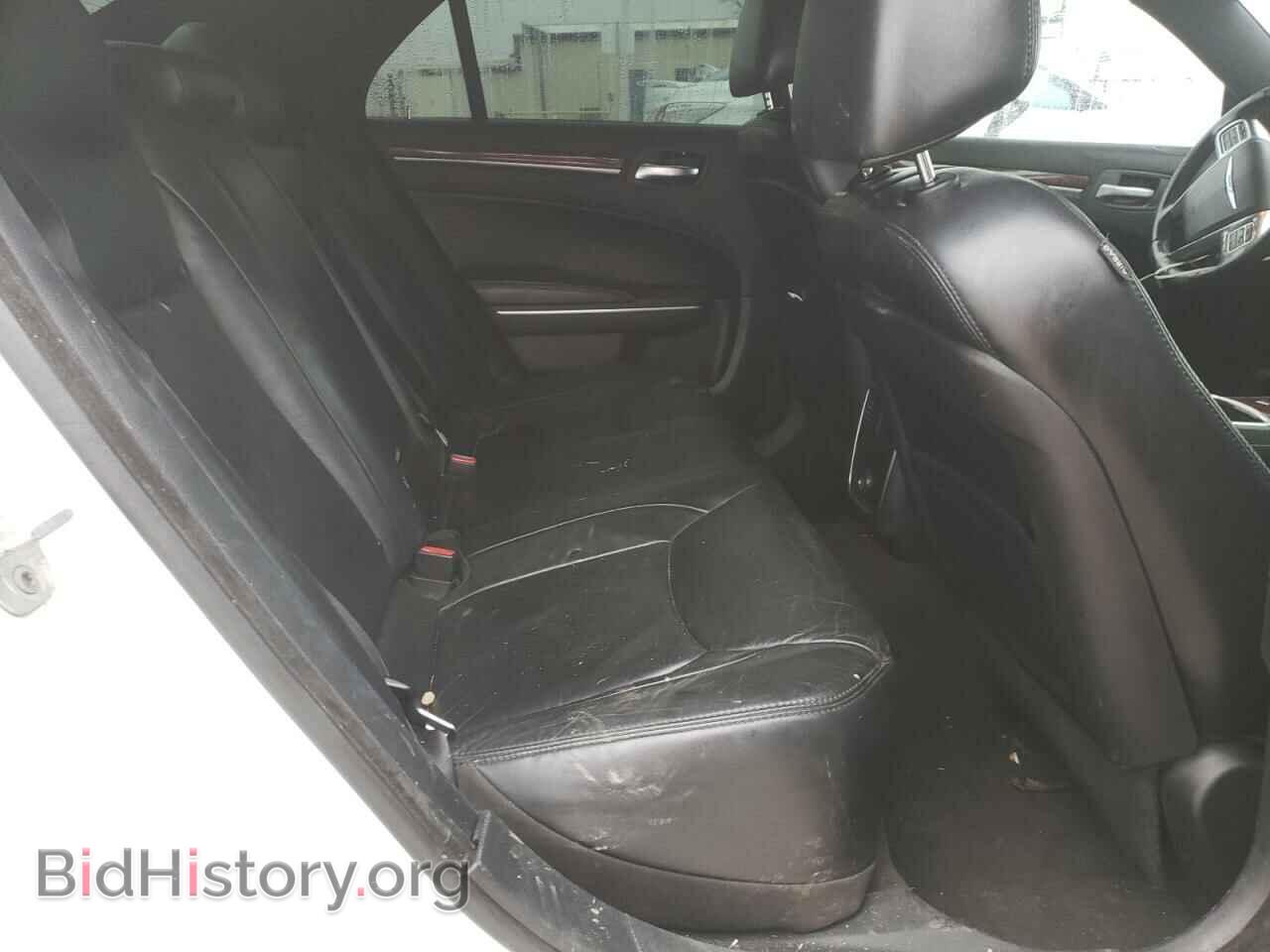 2012 CHRYSLER 300 - VIN: 2C3CCACG9CH199606 - Фото 6