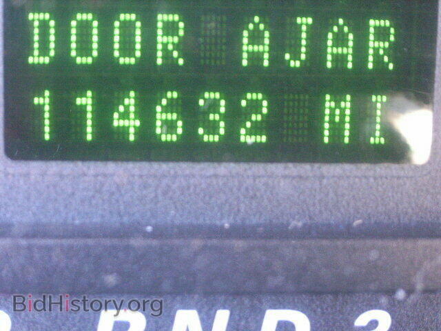 2004 FORD FREESTAR - VIN: 2FMDA52224BA31891 - Фото 8