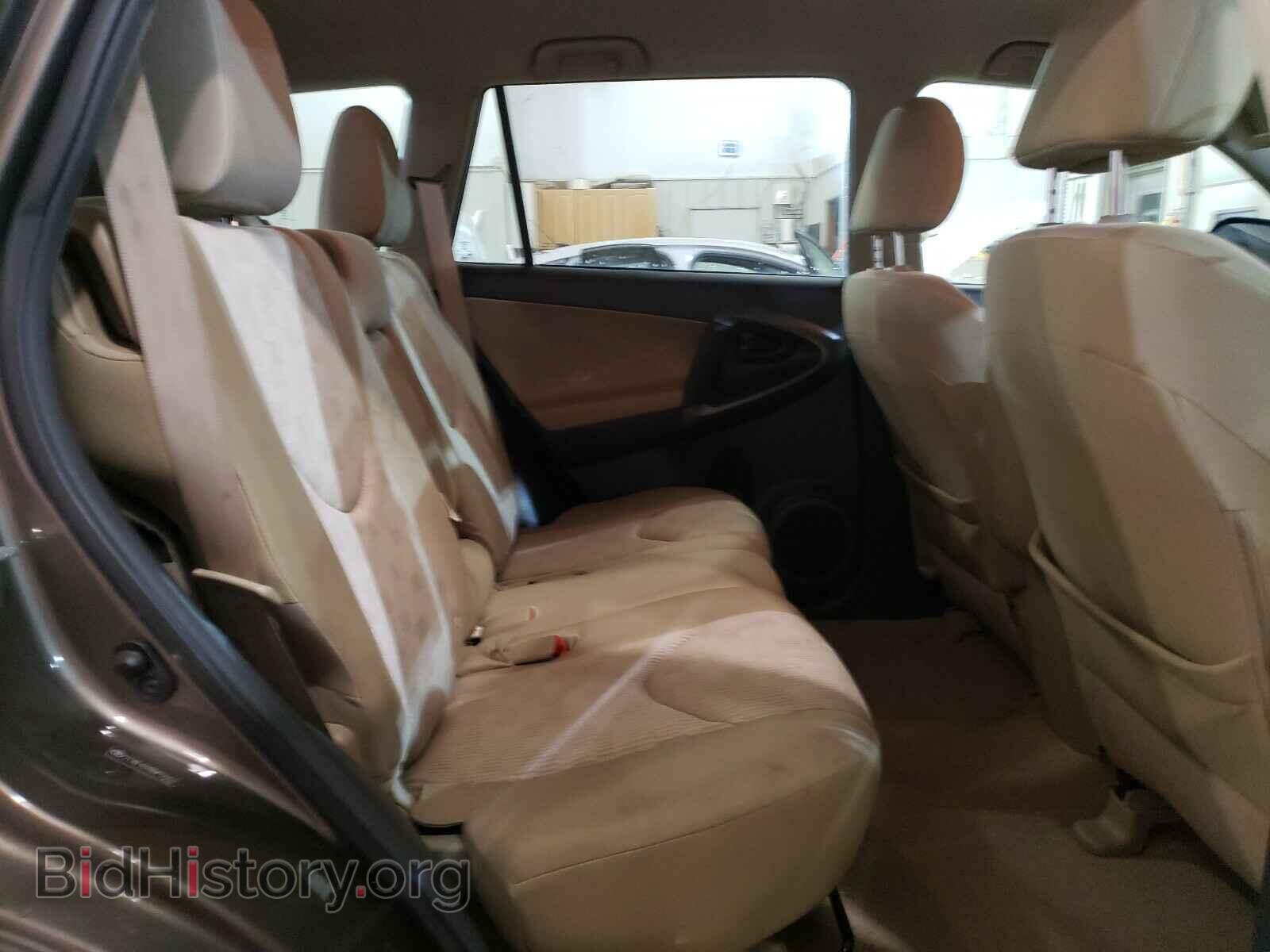 2011 TOYOTA RAV4 - VIN: 2T3BF4DV8BW156452 - Фото 6