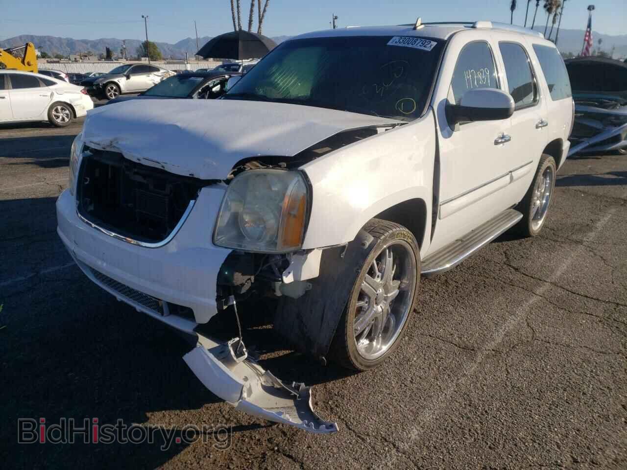 2007 GMC YUKON - VIN: 1GKFK63867J201564 - Фото 2
