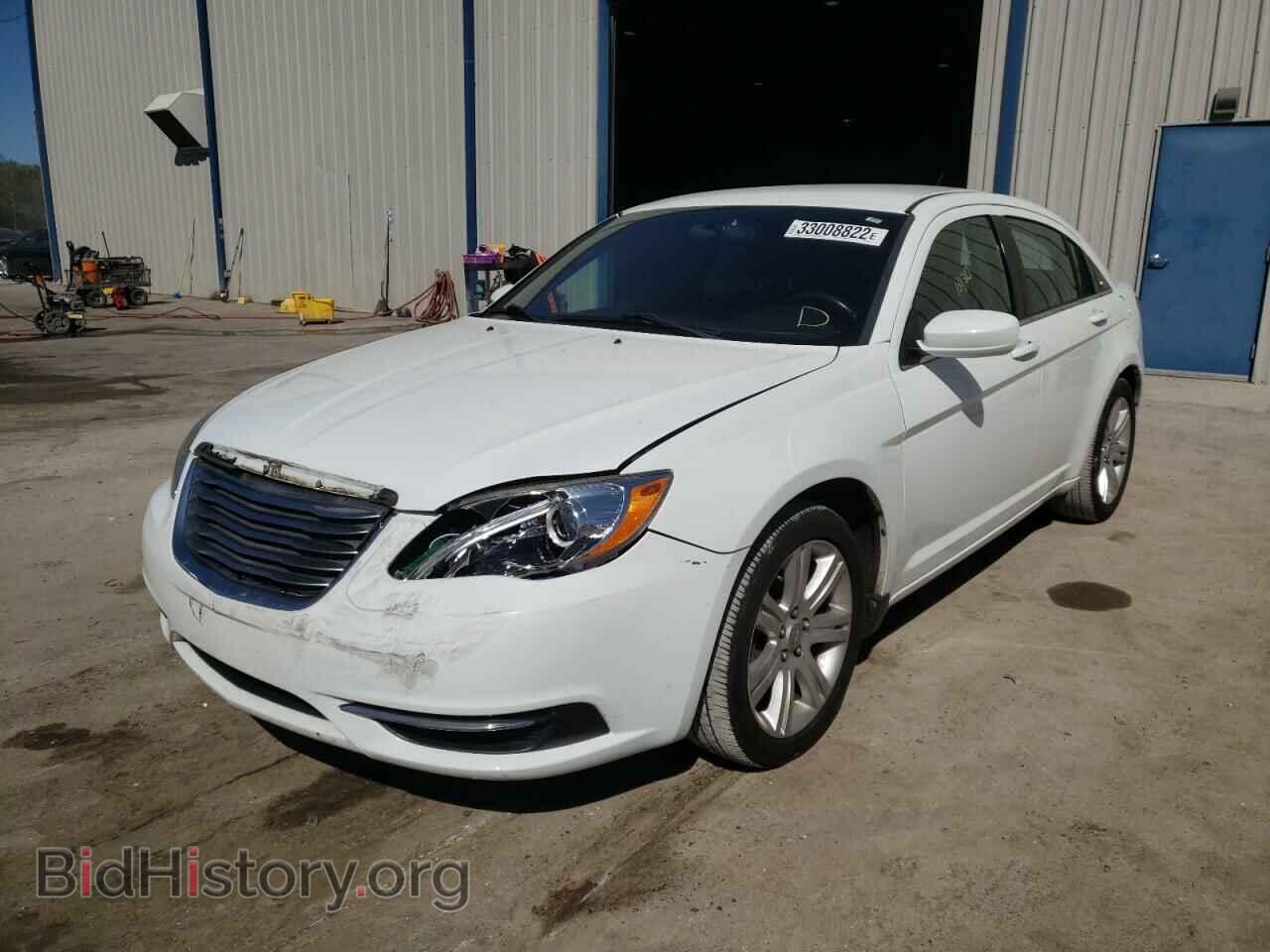 2013 CHRYSLER 200 - VIN: 1C3CCBBB9DN695414 - Фото 2