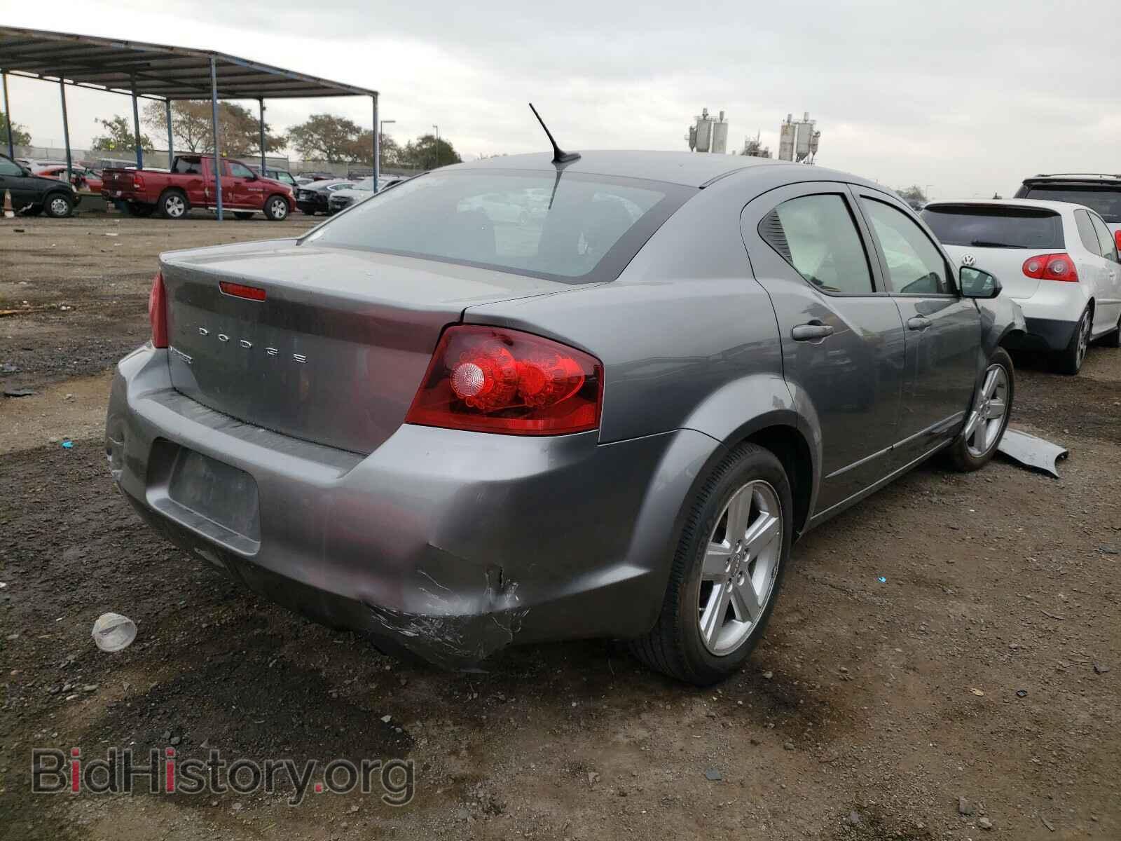 2011 DODGE AVENGER - VIN: 1B3BD1FB5BN589047 - Фото 4