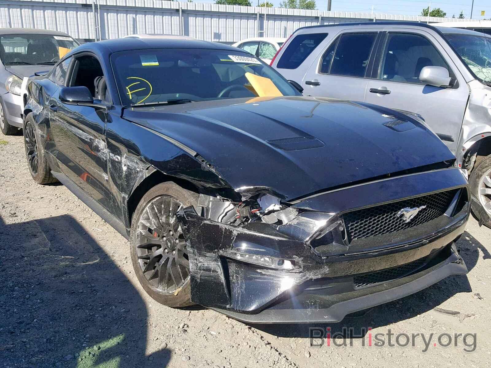 Photo 1FA6P8CF5J5130077 - FORD MUSTANG GT 2018