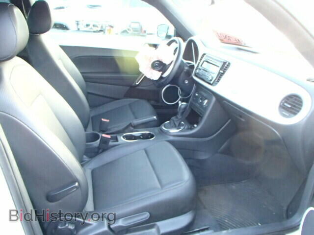 2012 VOLKSWAGEN BEETLE - VIN: 3VWJP7AT9CM620474 - Фото 5