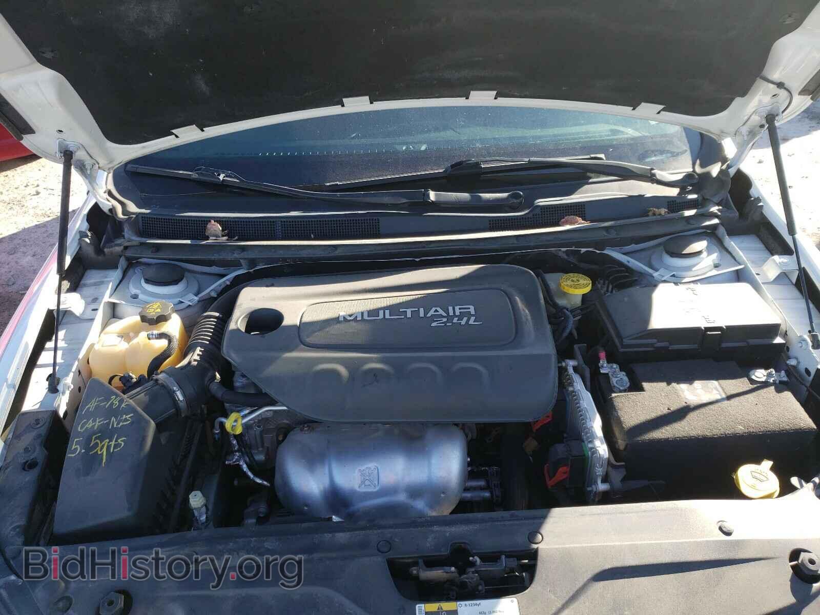 2016 CHRYSLER 200 - VIN: 1C3CCCBB1GN157932 - Фото 7