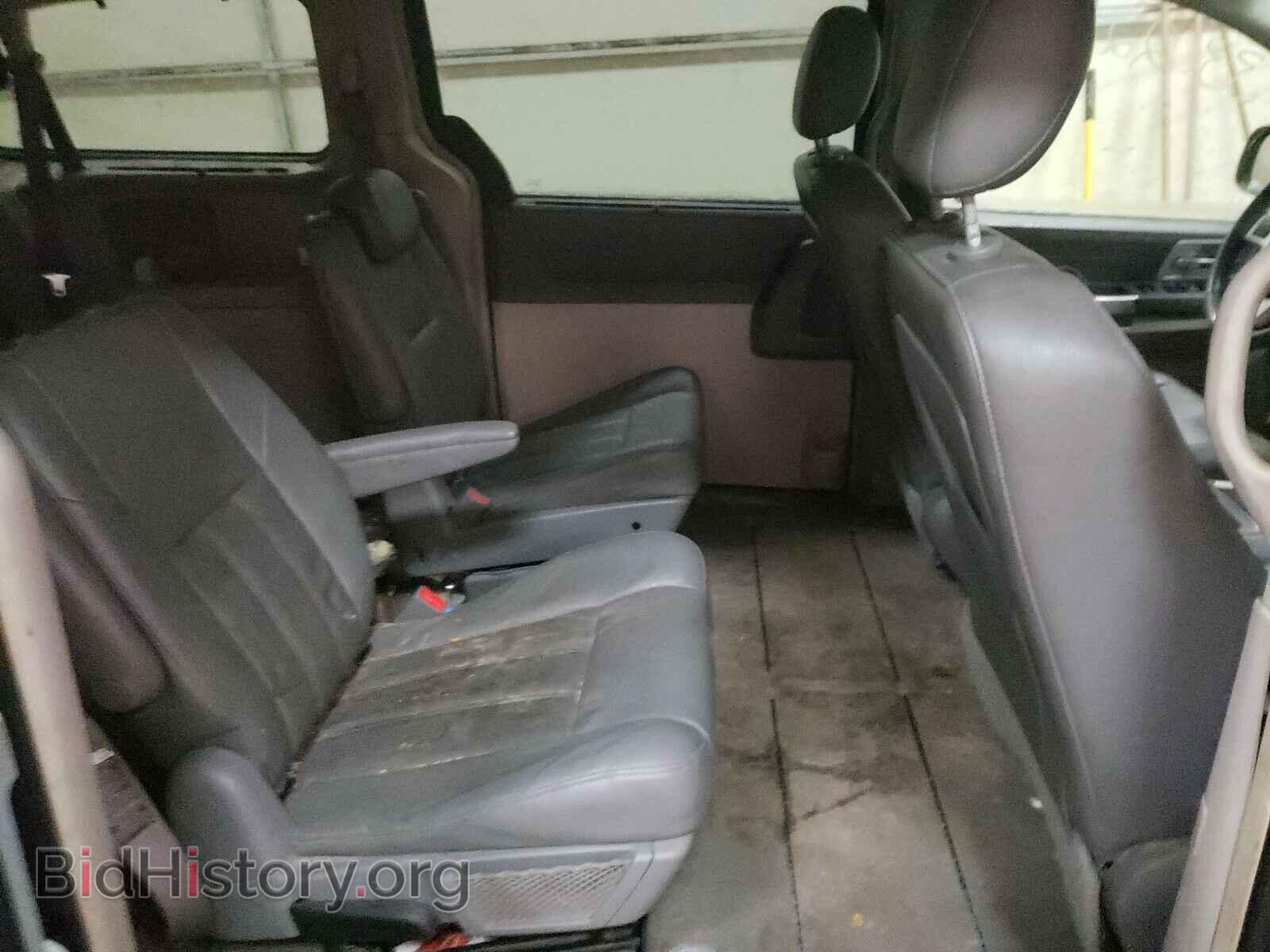2008 CHRYSLER MINIVAN - VIN: 2A8HR54P28R793163 - Фото 6