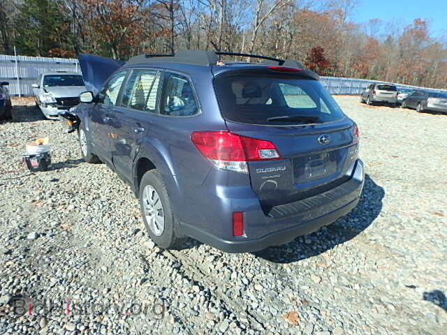 2013 SUBARU OUTBACK - VIN: 4S4BRBAC4D3254121 - Photo 3