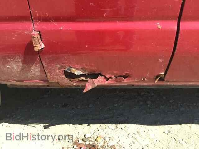 2002 FORD ECONOLINE - VIN: 1FTNE24262HB26561 - Photo 9