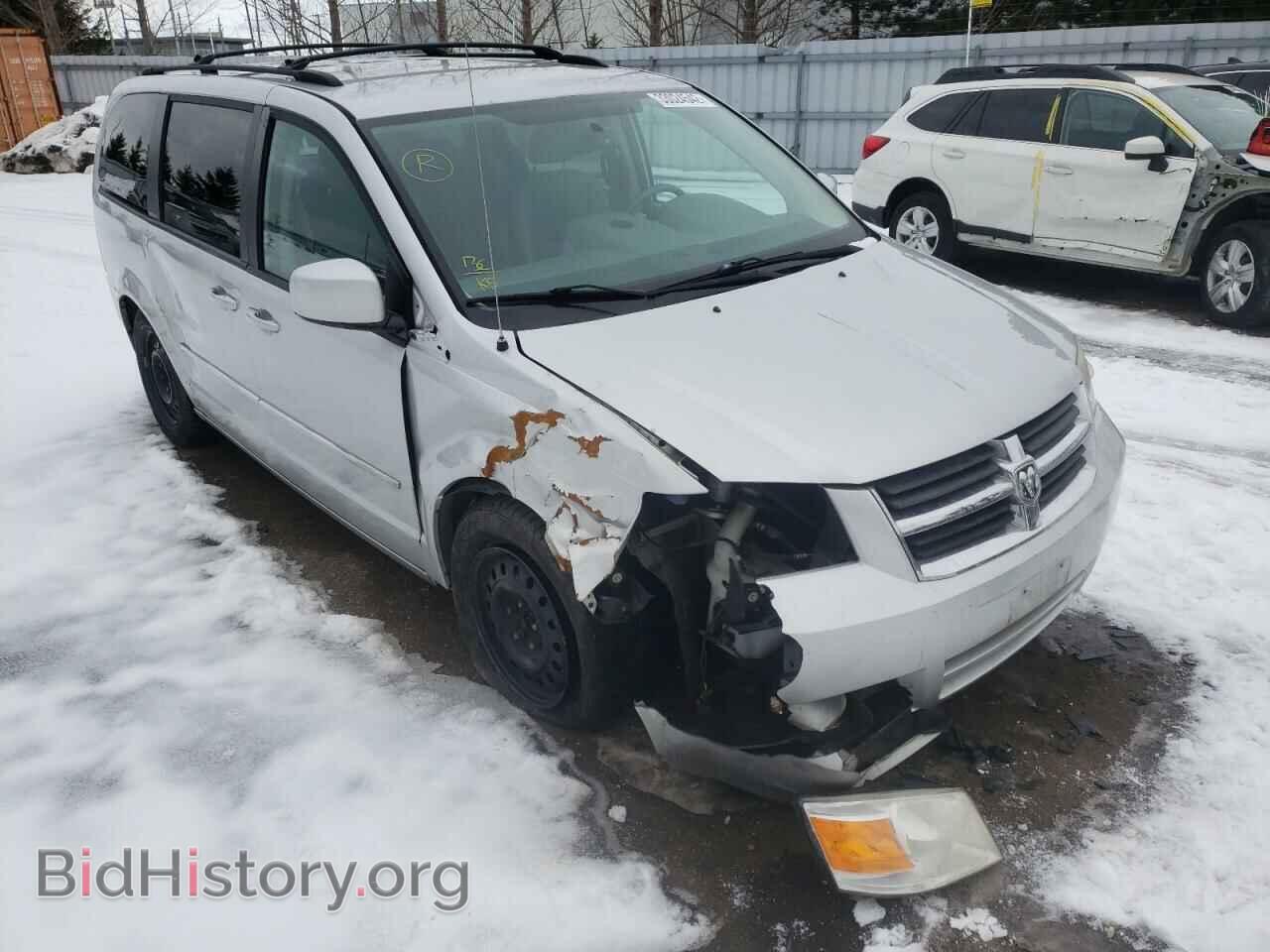 Фотография 2D4RN4DX7AR204814 - DODGE GRAND CARA 2010