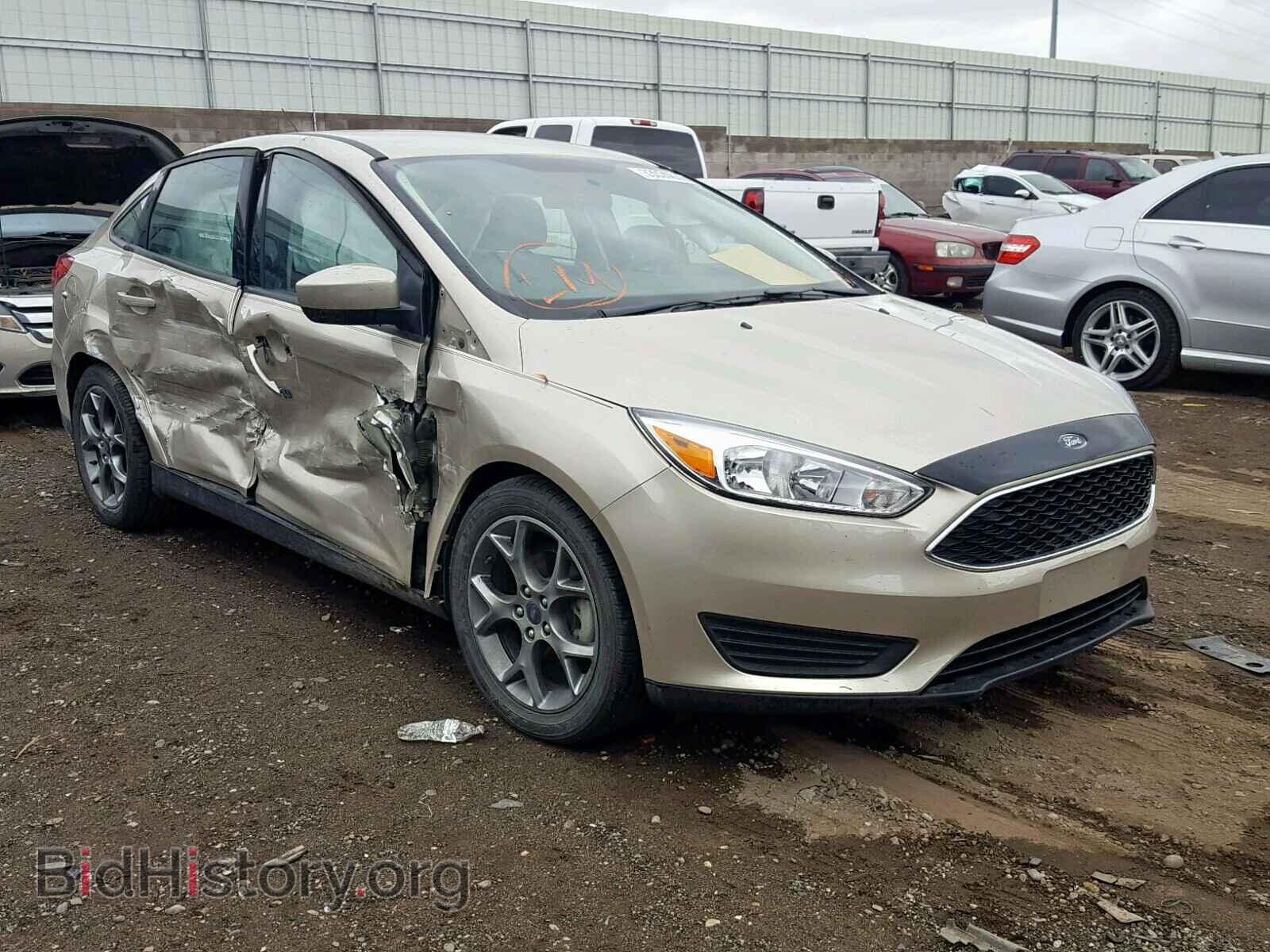 Фотография 1FADP3F29JL249393 - FORD FOCUS SE 2018