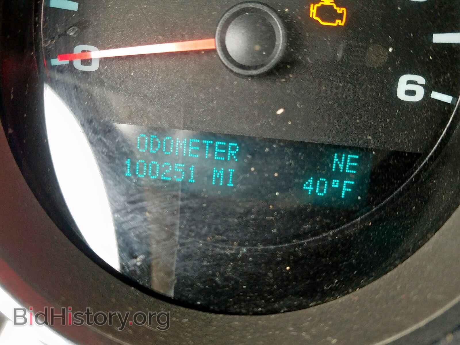 2011 GMC SIERRA - VIN: 1GTR2VE32BZ417653 - Фото 8