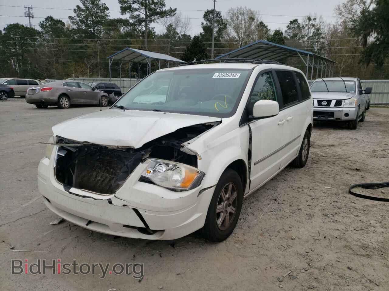 2010 CHRYSLER MINIVAN - VIN: 2A4RR5D12AR270846 - Фото 2