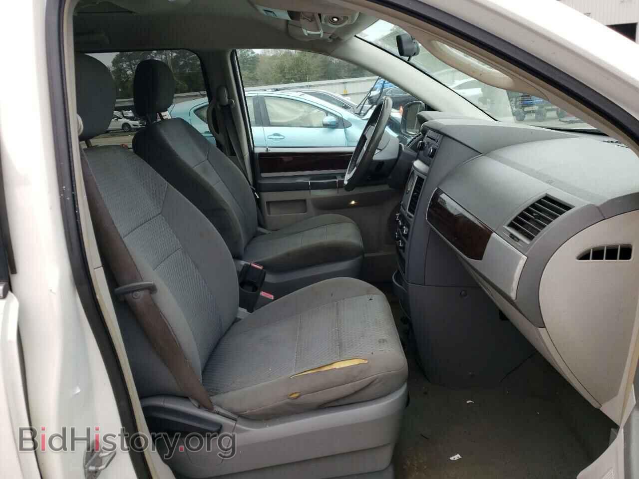 2010 CHRYSLER MINIVAN - VIN: 2A4RR5D12AR270846 - Фото 5