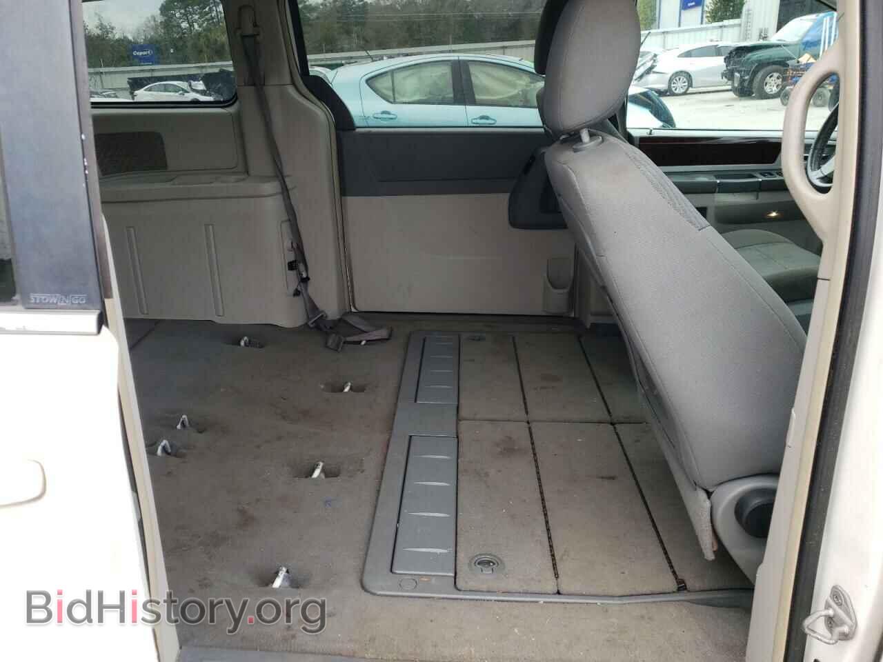 2010 CHRYSLER MINIVAN - VIN: 2A4RR5D12AR270846 - Фото 6