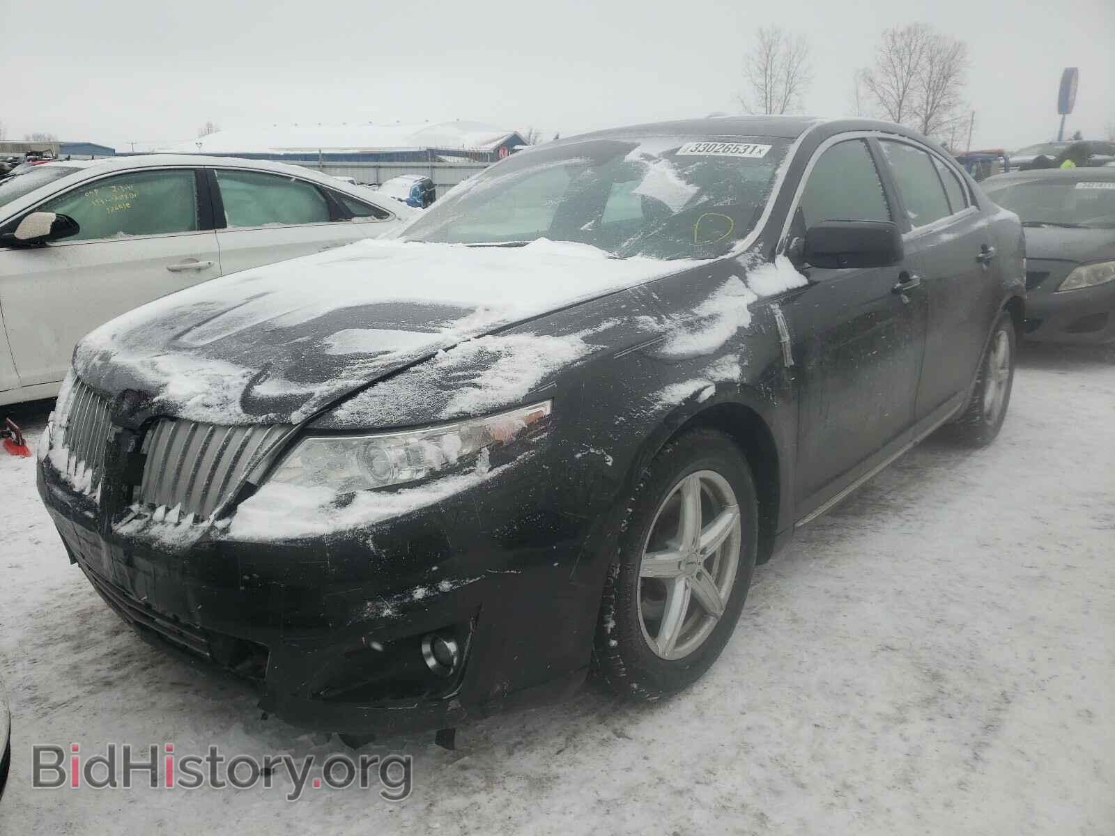 2009 LINCOLN MKS - VIN: 1LNHM94R29G608509 - Фото 2