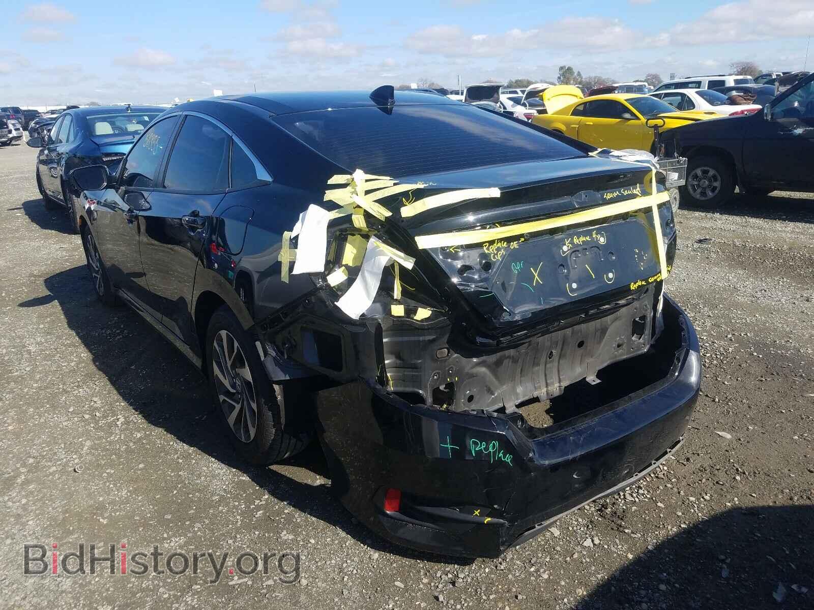 2017 HONDA CIVIC - VIN: 19XFC2F79HE204610 - Фото 3