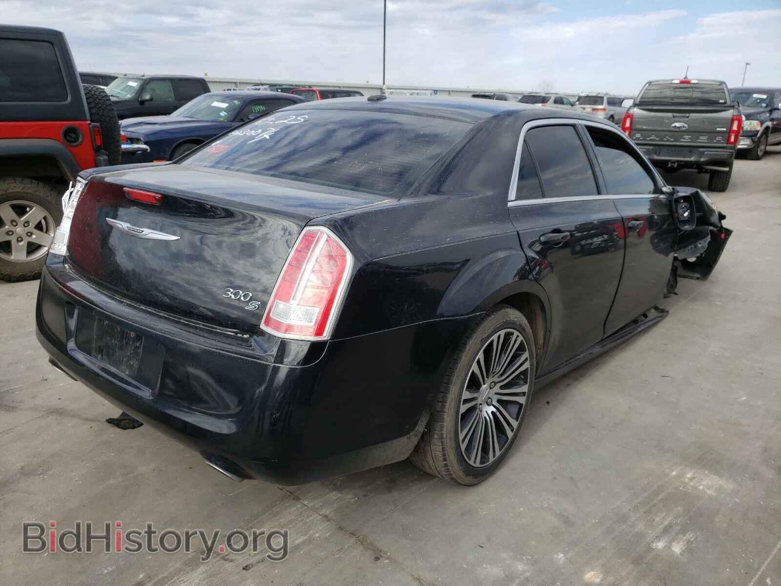 2013 CHRYSLER 300 - VIN: 2C3CCABG5DH740332 - Фото 4