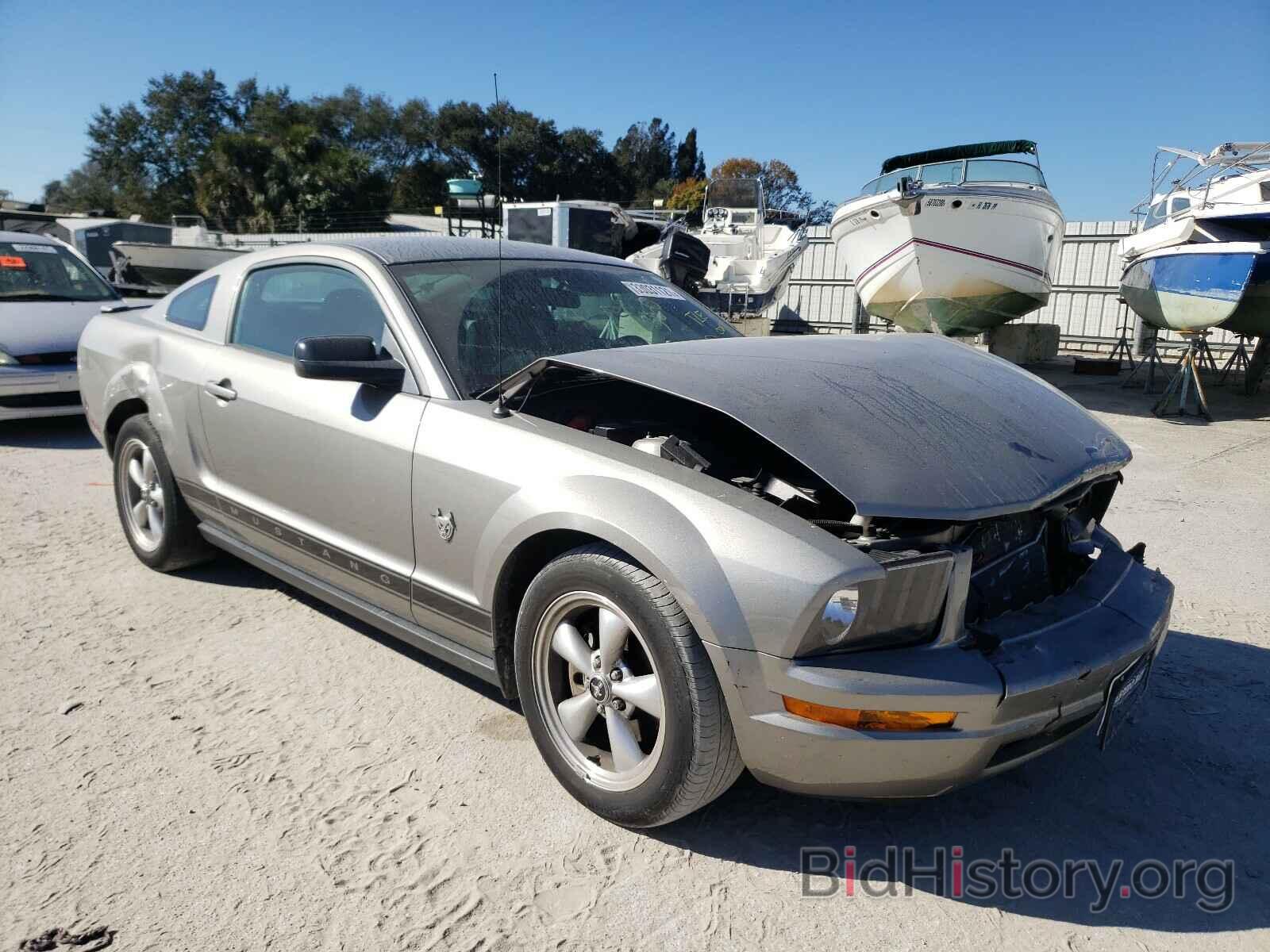 Photo 1ZVHT80NX95142261 - FORD MUSTANG 2009