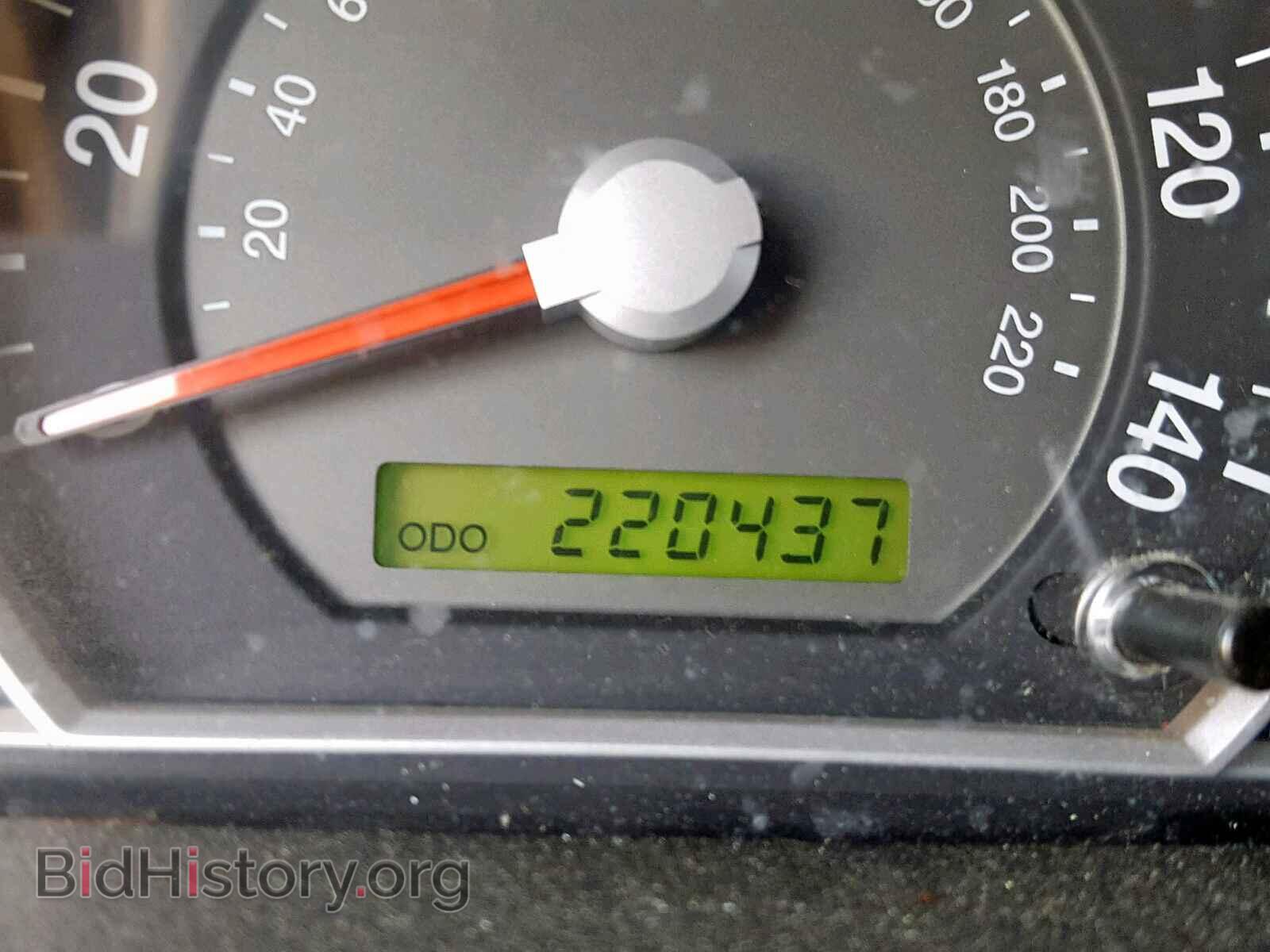 2007 KIA SORENTO EX - VIN: KNDJD736775704582 - Фото 8