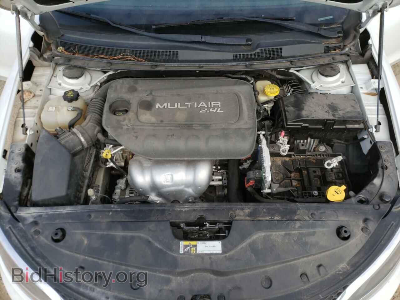 2015 CHRYSLER 200 - VIN: 1C3CCCAB3FN686184 - Фото 7