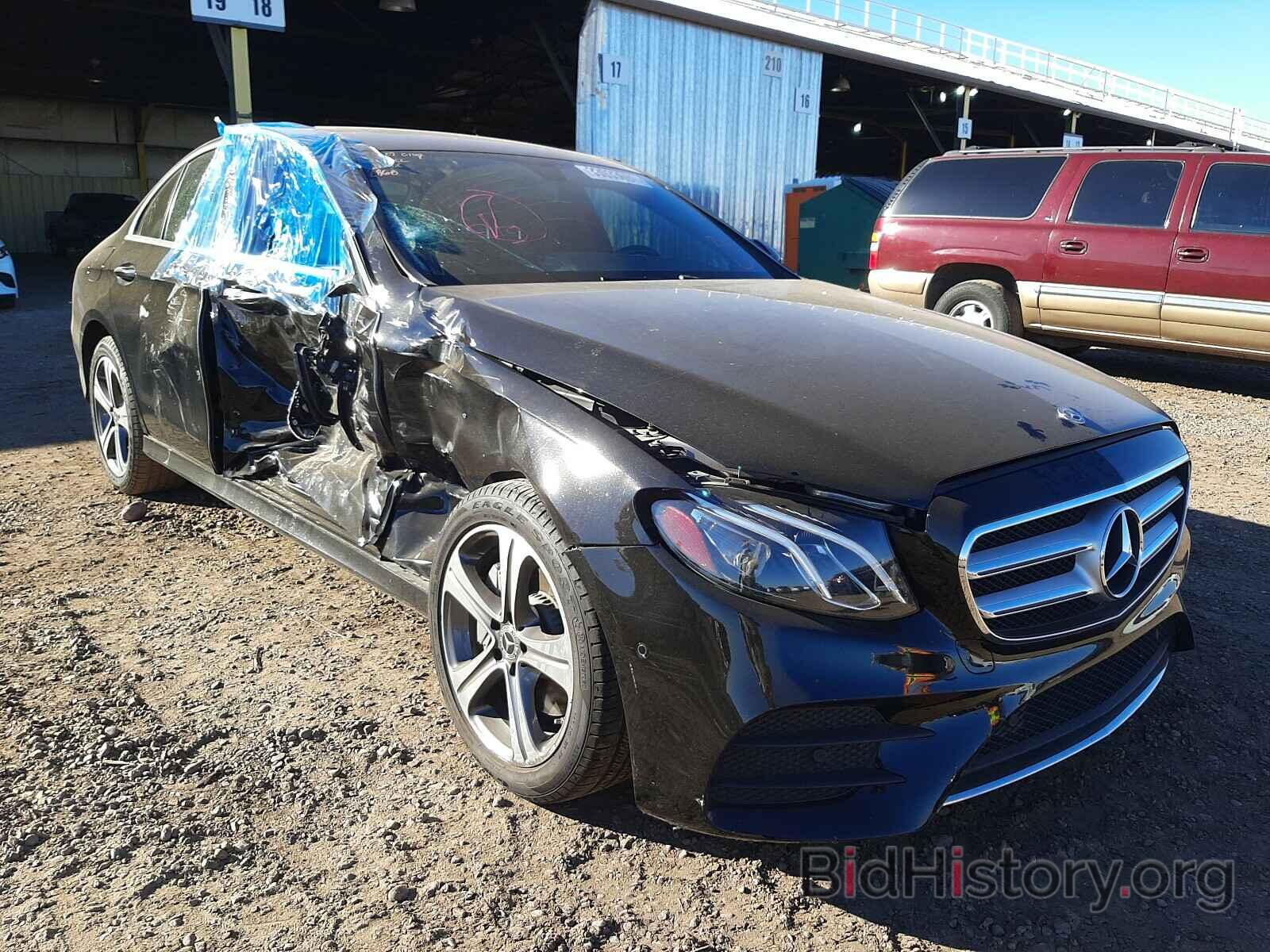 Photo WDDZF4JB2HA262868 - MERCEDES-BENZ E CLASS 2017