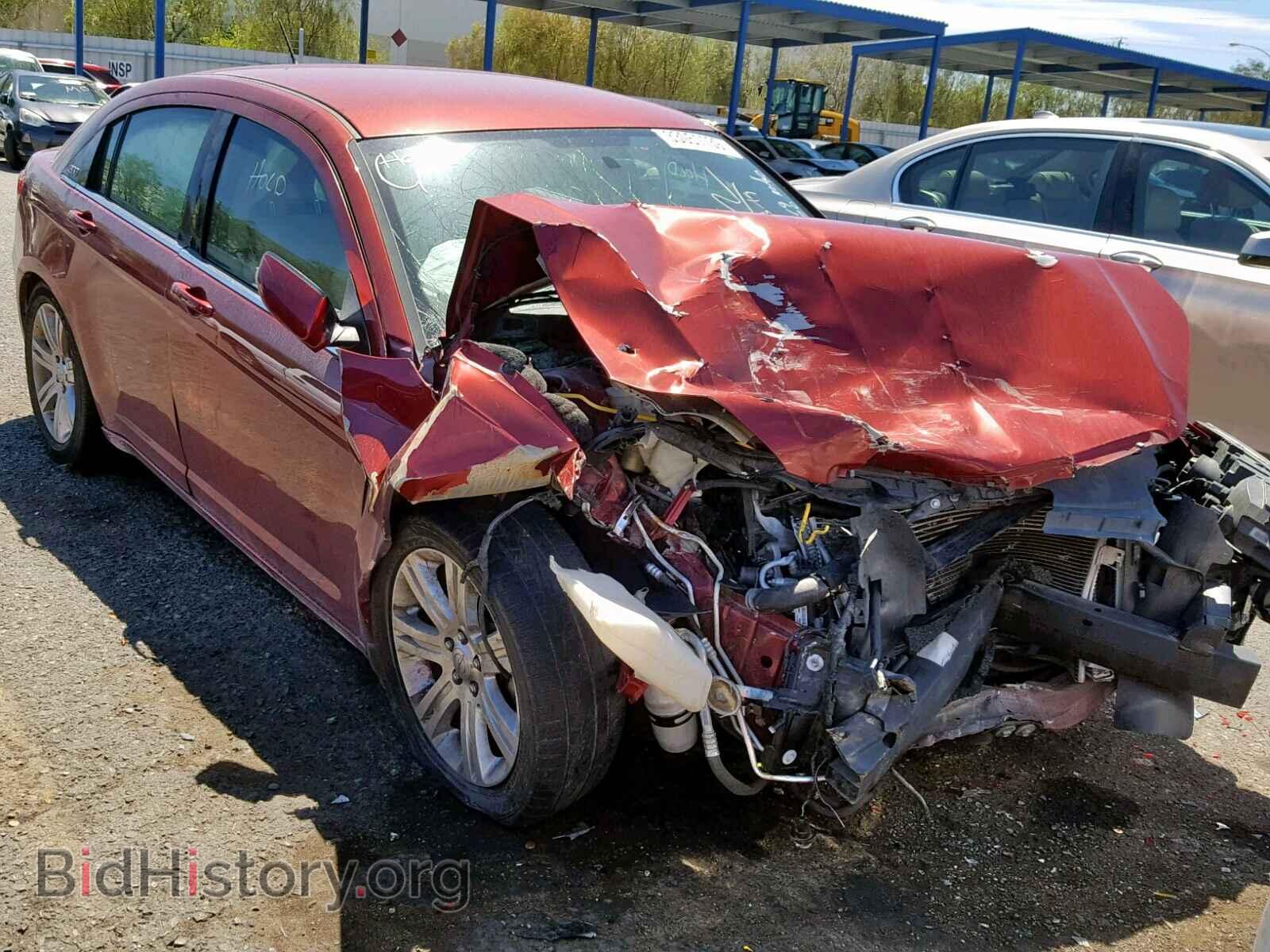 Photo 1C3CCBAB8DN647596 - CHRYSLER 200 2013