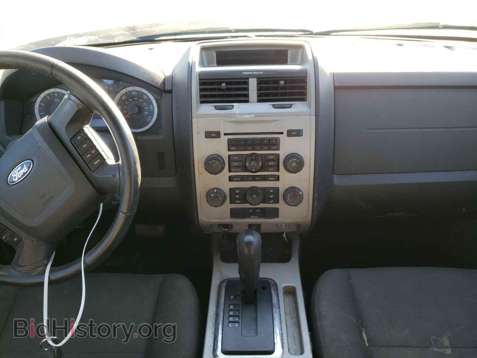 2011 FORD ESCAPE - VIN: 1FMCU9D7XBKB92513 - Фото 9
