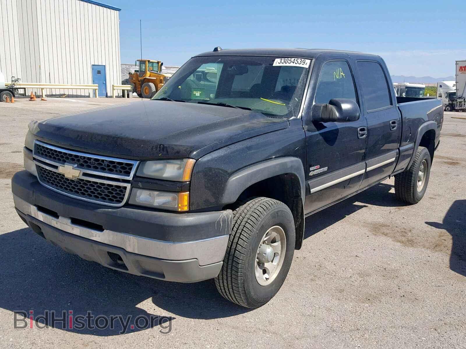 2005 CHEVROLET SILVERADO - VIN: 1GCHK23285F944977 - Фото 2