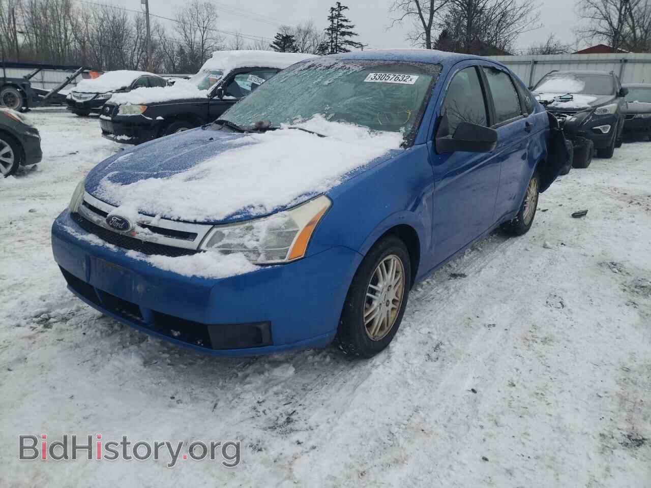 2011 FORD FOCUS - VIN: 1FAHP3FN6BW104081 - Фото 2