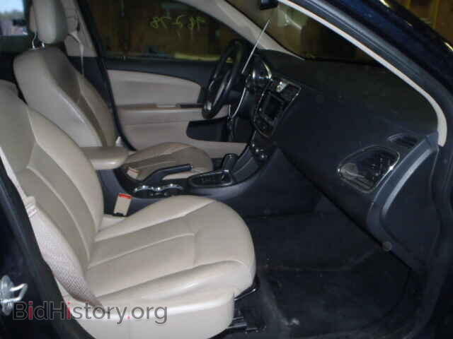 2012 CHRYSLER 200 - VIN: 1C3CCBCB0CN123256 - Photo 5