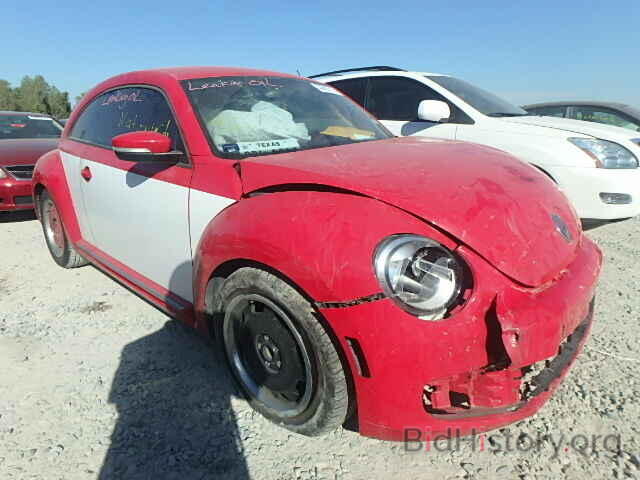 Photo 3VWJP7AT2CM623054 - VOLKSWAGEN BEETLE 2012