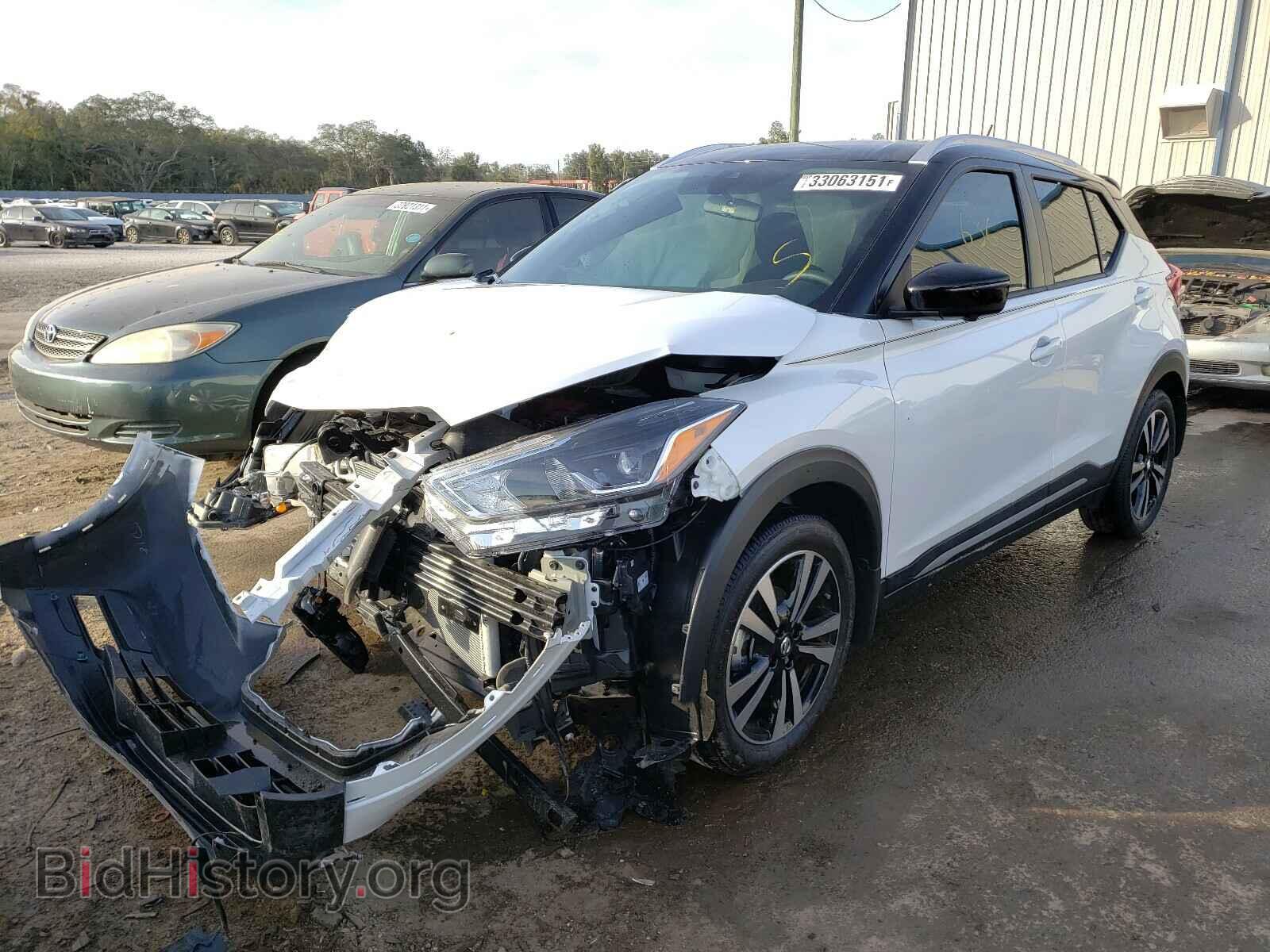 2020 NISSAN KICKS - VIN: 3N1CP5DV5LL528221 - Photo 2