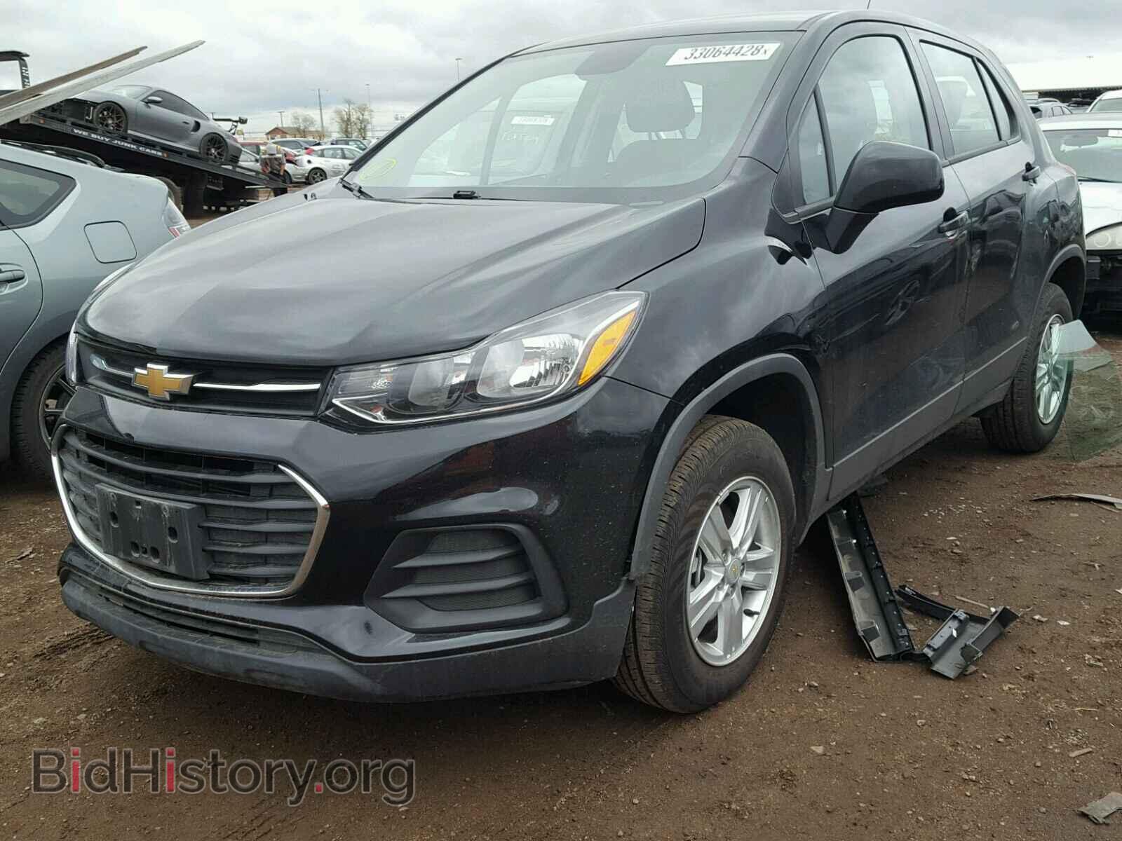 2017 CHEVROLET TRAX - VIN: 3GNCJNSB2HL252179 - Фото 2